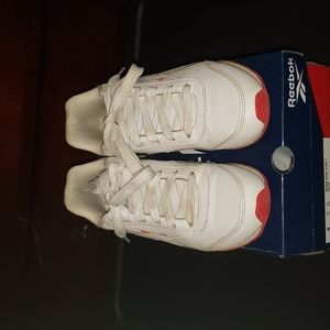 Reebok sz 4y